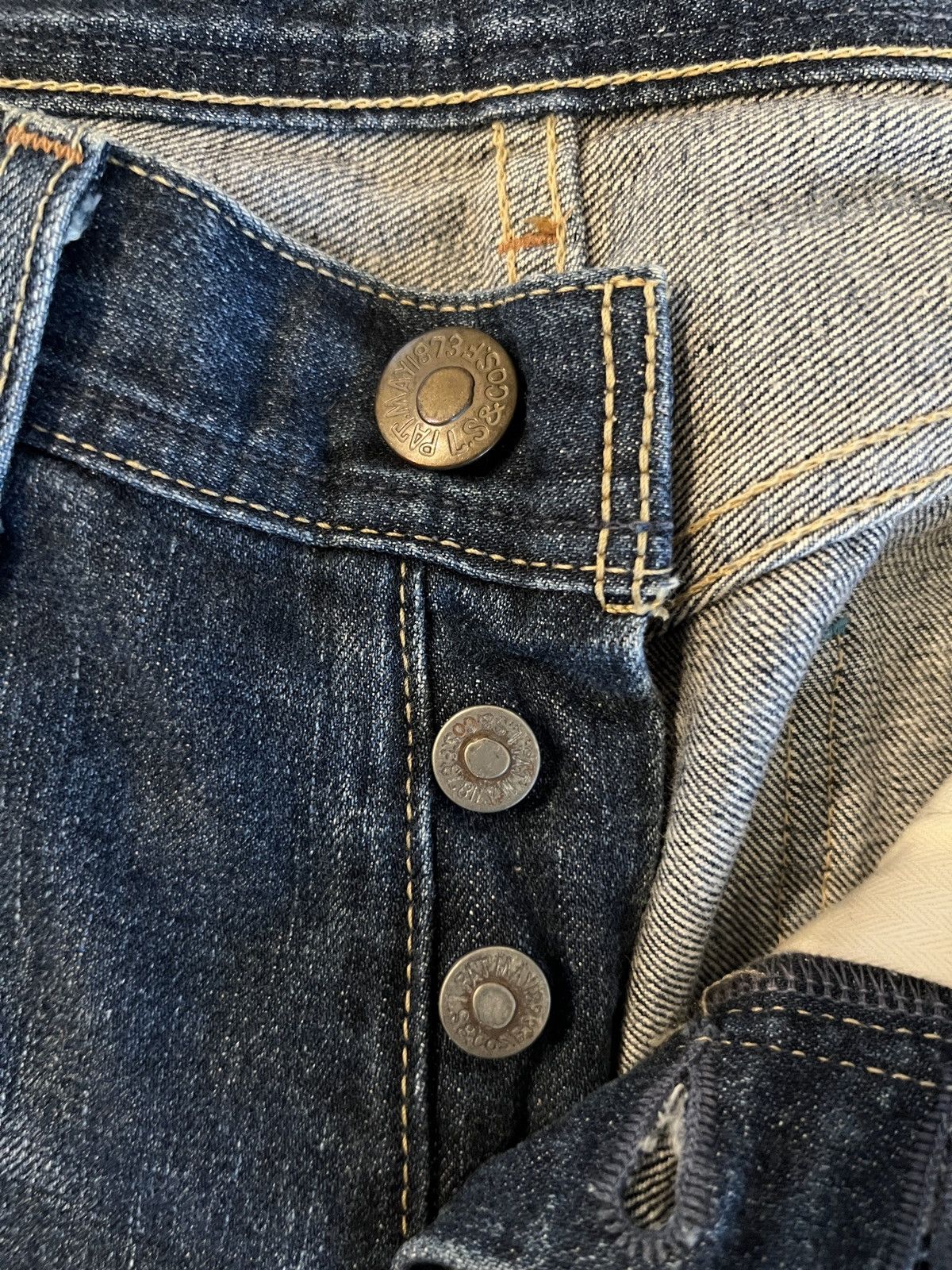 Levi's Vintage Levi Sky Blue Selvedge Denim 501XX Made in Japan Size US 30 / EU 46 - 6 Thumbnail