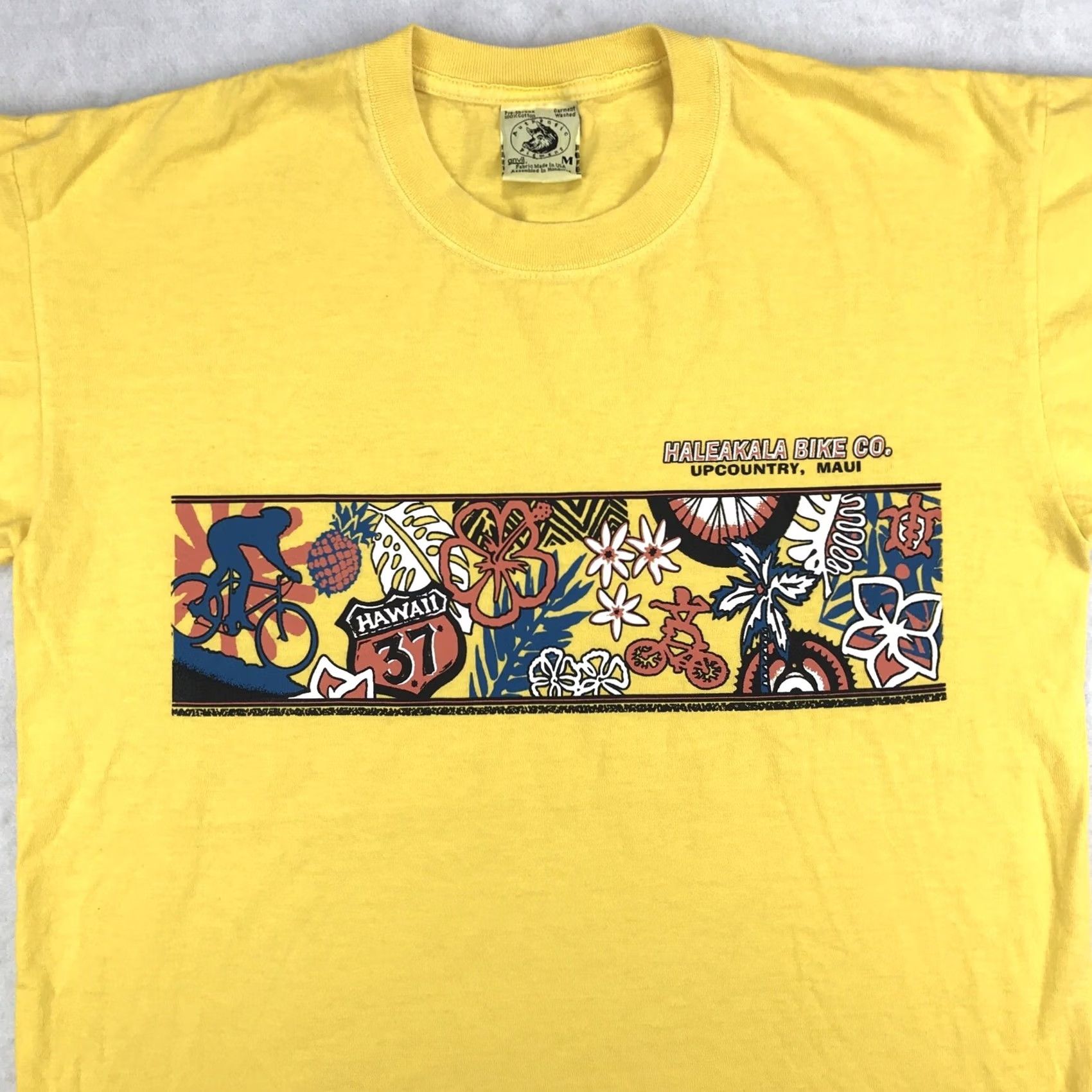 Anvil VINTAGE Haleakala Bike Co. Upcountry Maui Hawaii Survivor 2-Sided T-Shirt L Yellow Mens 90s Cartoon Double-Sided Cotton 80s 90s Vintage Shirt Size US L / EU 52-54 / 3 - 3 Thumbnail
