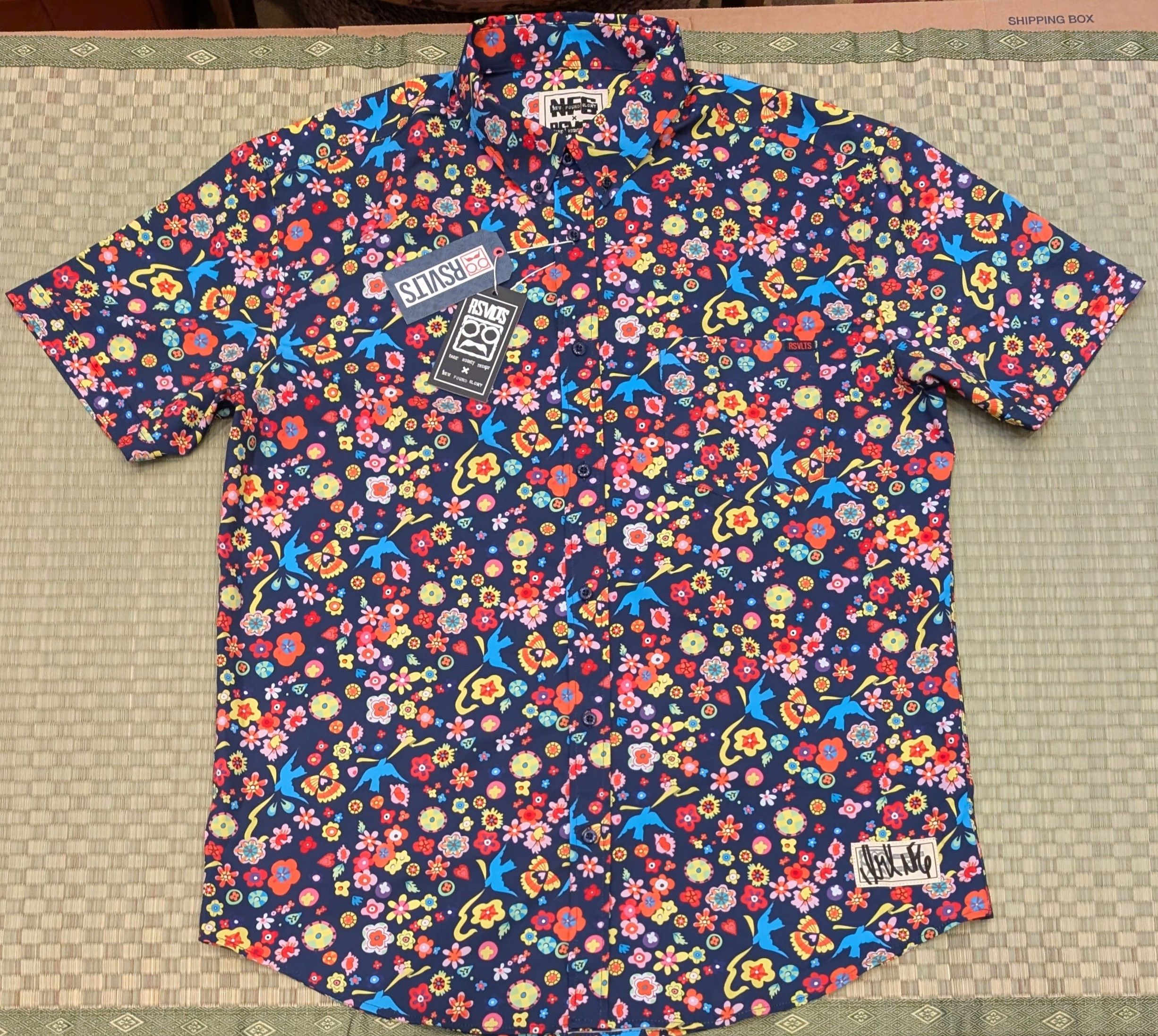 Other NWT RSVLTS x New Found Glory "El Mantel" Button Up Shirt Size US XL / EU 56 / 4 - 1 Thumbnail
