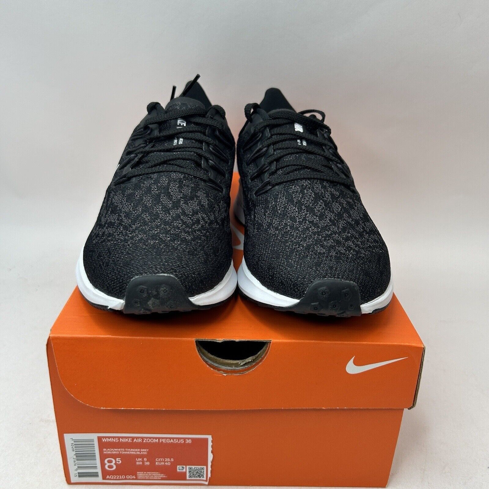 Nike Nike Air Zoom Pegasus 36 WMNS “Black White” 2024 Size US 8.5 / IT 38.5 - 2 Thumbnail