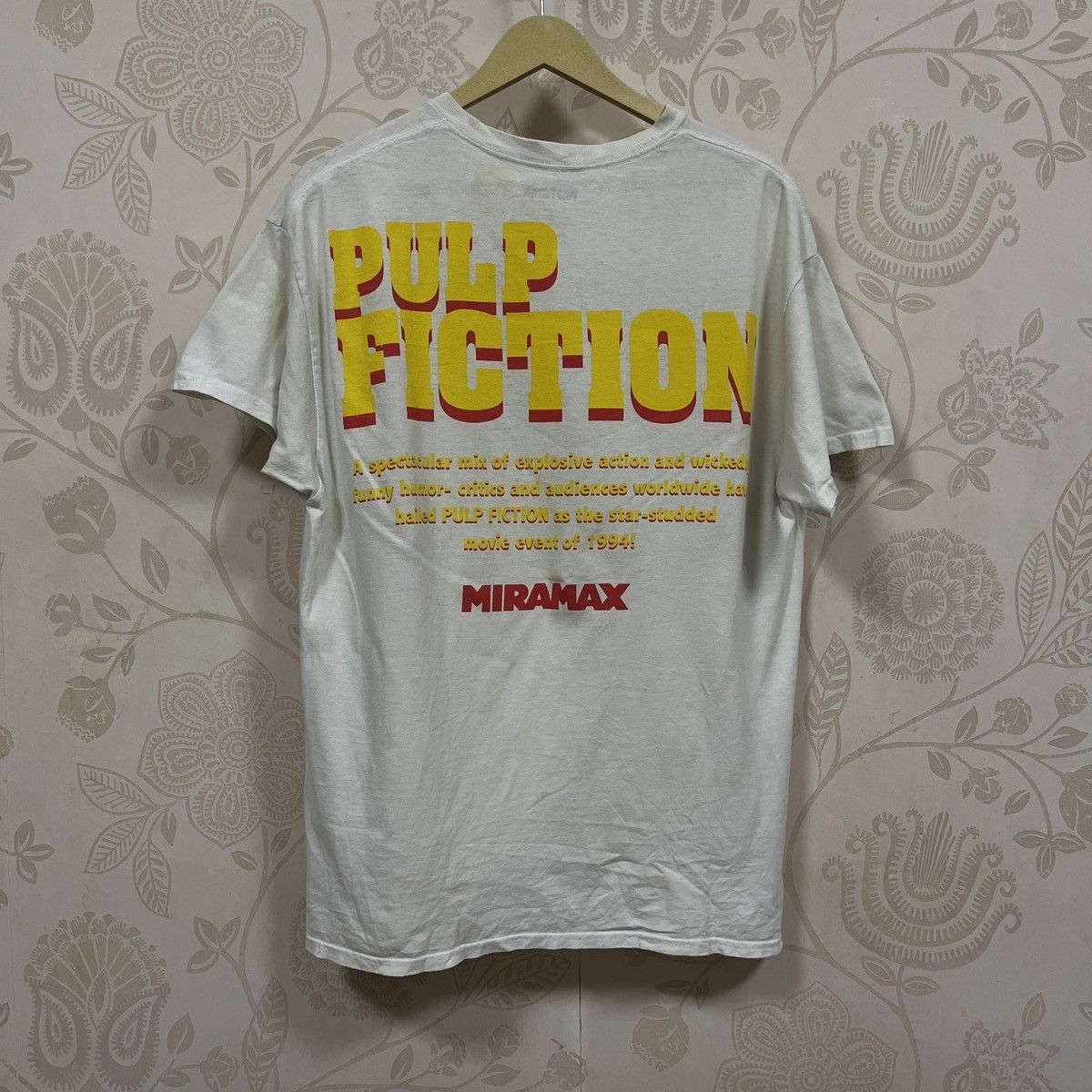 Other Pulp Fiction Movie John Travolta Uma Thurman TShirt Size US L / EU 52-54 / 3 - 4 Thumbnail