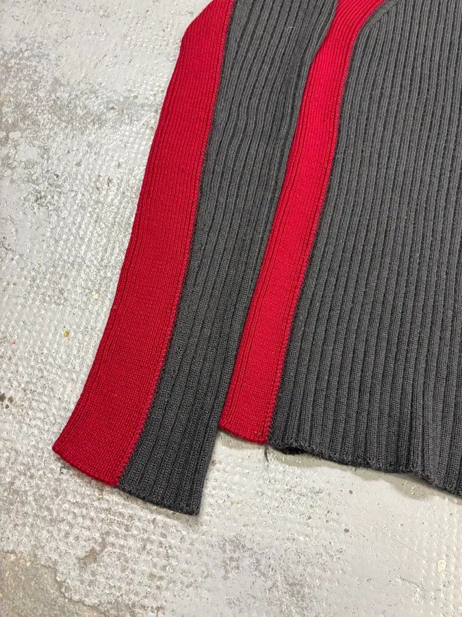 Dolce & Gabbana 2000s Dolce & Gabbana Grey & Red Turtleneck Size US S / EU 44-46 / 1 - 7 Thumbnail