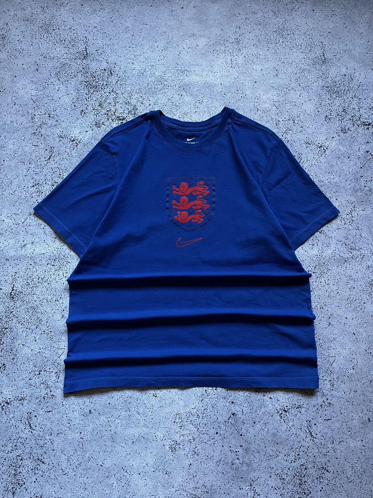Vintage Vintage Nike England T-shirt Football Tee Big Logo Y2K USA Size US L / EU 52-54 / 3 - 1 Thumbnail