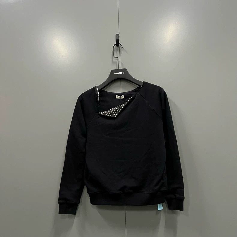 Saint Laurent Paris Saint Laurent ParisRiveted patchwork leather long sleeves Size US S / EU 44-46 / 1 - 1 Thumbnail
