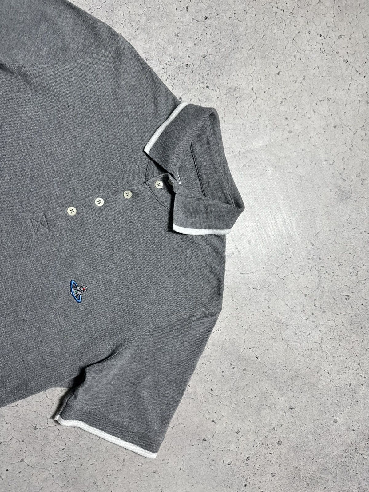 Vivienne Westwood Vivienne Westwood Luxury Polo Shirt Size L Grey Size US L / EU 52-54 / 3 - 4 Thumbnail