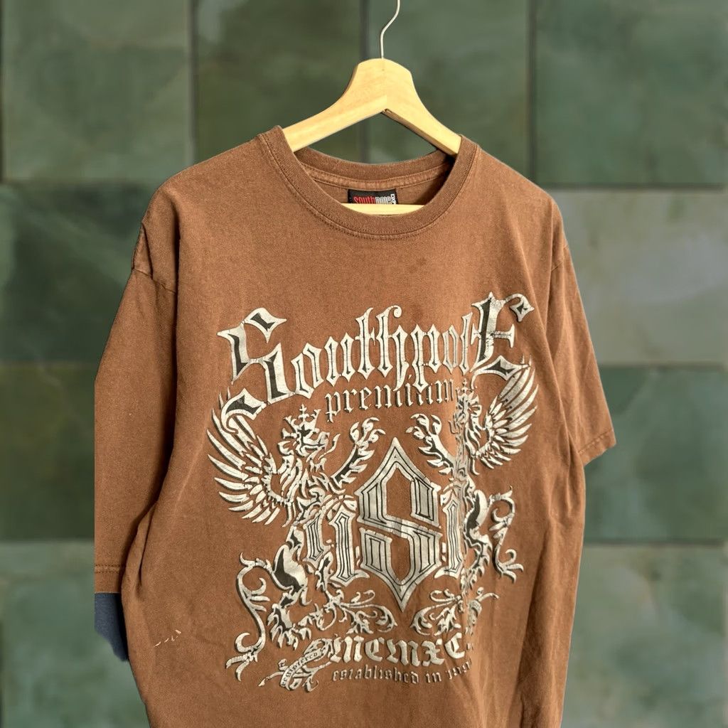 Southpole VINTAGE Y2K Southpole Grunge Brown Graphic Tee Shirt XL Men Shirts Mens XL Brown Grunge Southpole Graphic Tee Shirt Size US XL / EU 56 / 4 - 1 Thumbnail