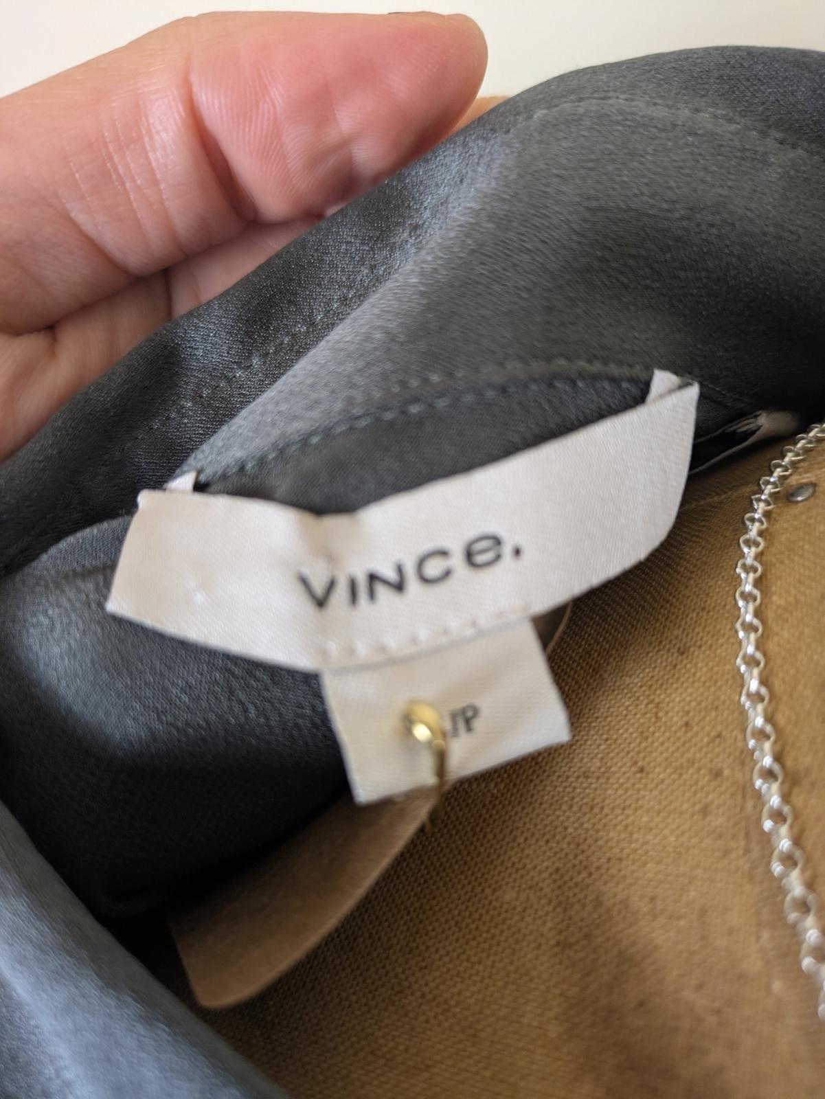 Vince the perfect black silk button up shirt Size S / US 4 / IT 40 - 6 Thumbnail