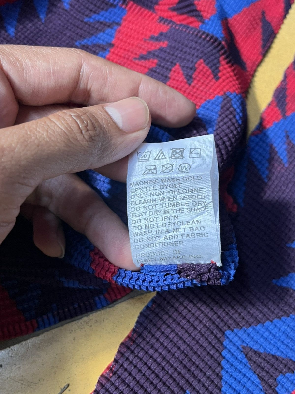 Pleats Please Issey Miyake Issey Miyake navajo Size US S / EU 44-46 / 1 - 6 Thumbnail