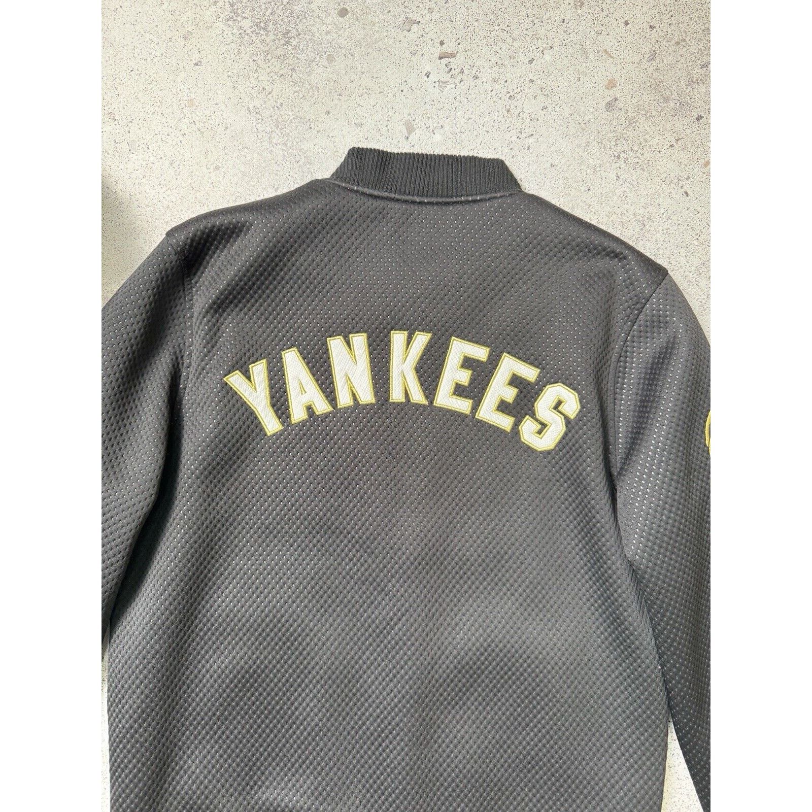 Vintage Majestic New York Yankees Bomber Jcaket Size S Black