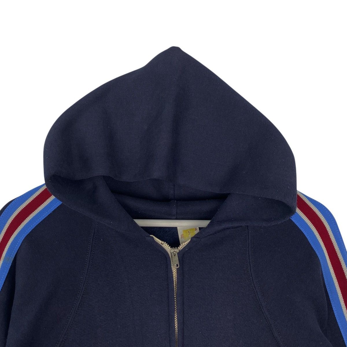 Other Vintage Russell Athletic Graphic Hoodie Sweater NavyBlue Size US M / EU 48-50 / 2 - 4 Thumbnail