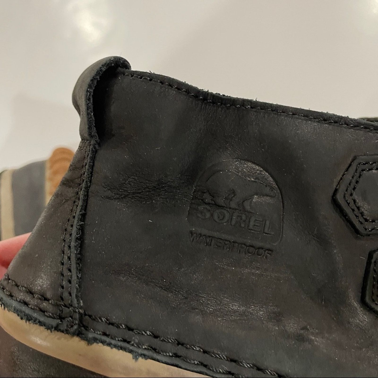 SOREL Sorel Out N About Black Leather Lace Up Ankle Duck Boots Size US 7 / IT 37 - 8 Thumbnail