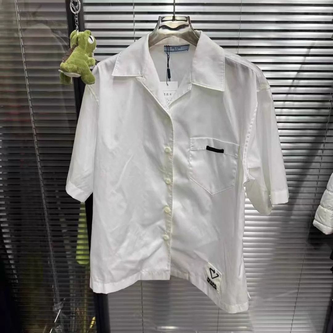 Prada PRADA Nylon Triangle Logo Short-Sleeve Shirt 38 New Size XS / US 0-2 / IT 36-38 - 1 Thumbnail