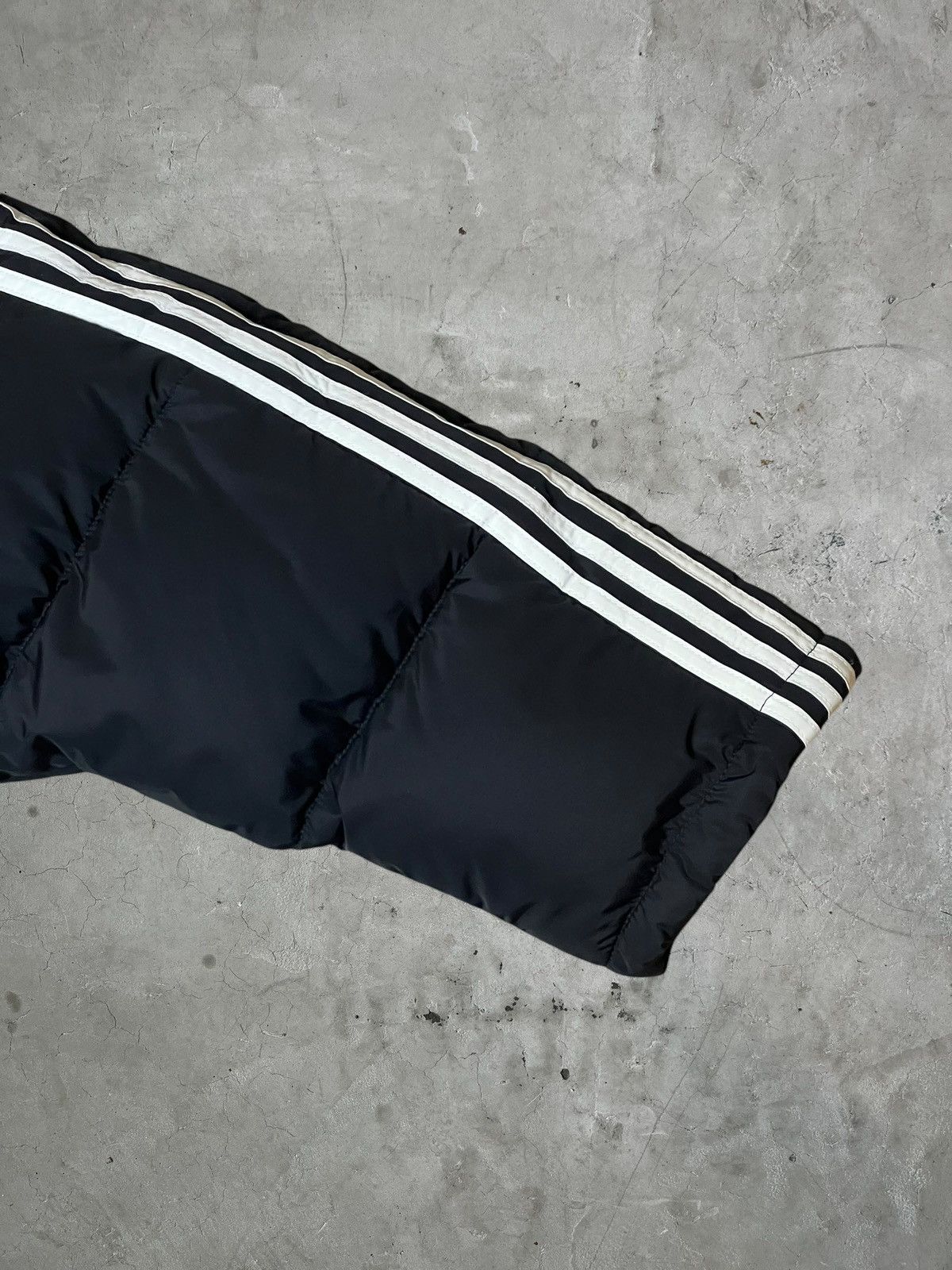 Balenciaga Balenciaga x Adidas Puffer Jacket Size US M / EU 48-50 / 2 - 7 Thumbnail