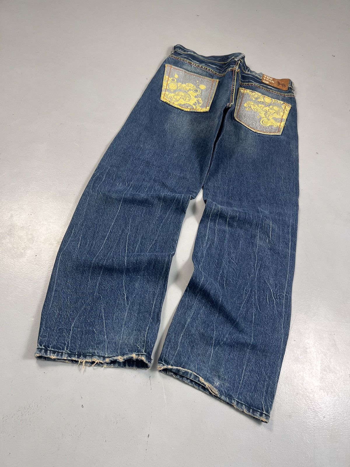 Japanese Brand Vintage the year of golden japanese embroidered denim pants Size US 40 / EU 56 - 3 Thumbnail