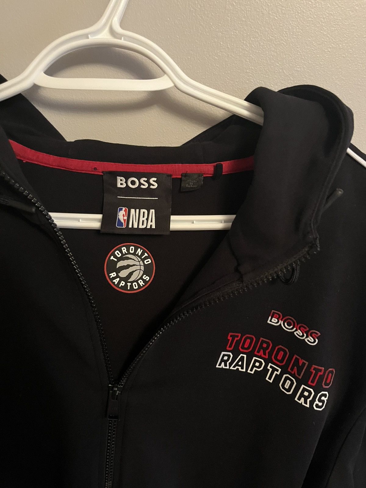 Designer × Hugo Boss × NBA Hugo Boss NBA Toronto Raptors Zip Up Hooded Sweater Size US L / EU 52-54 / 3 - 3 Thumbnail