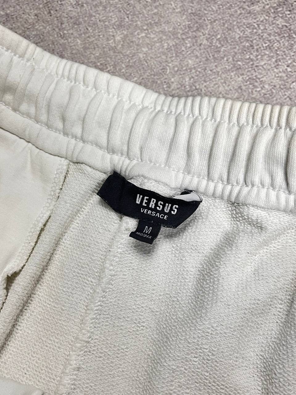 Versace × Versus × Vintage VERSACE VERSUS WHITE FLARED COTTON JOGGERS TRACK PANTS M Size US 32 / EU 48 - 7 Thumbnail