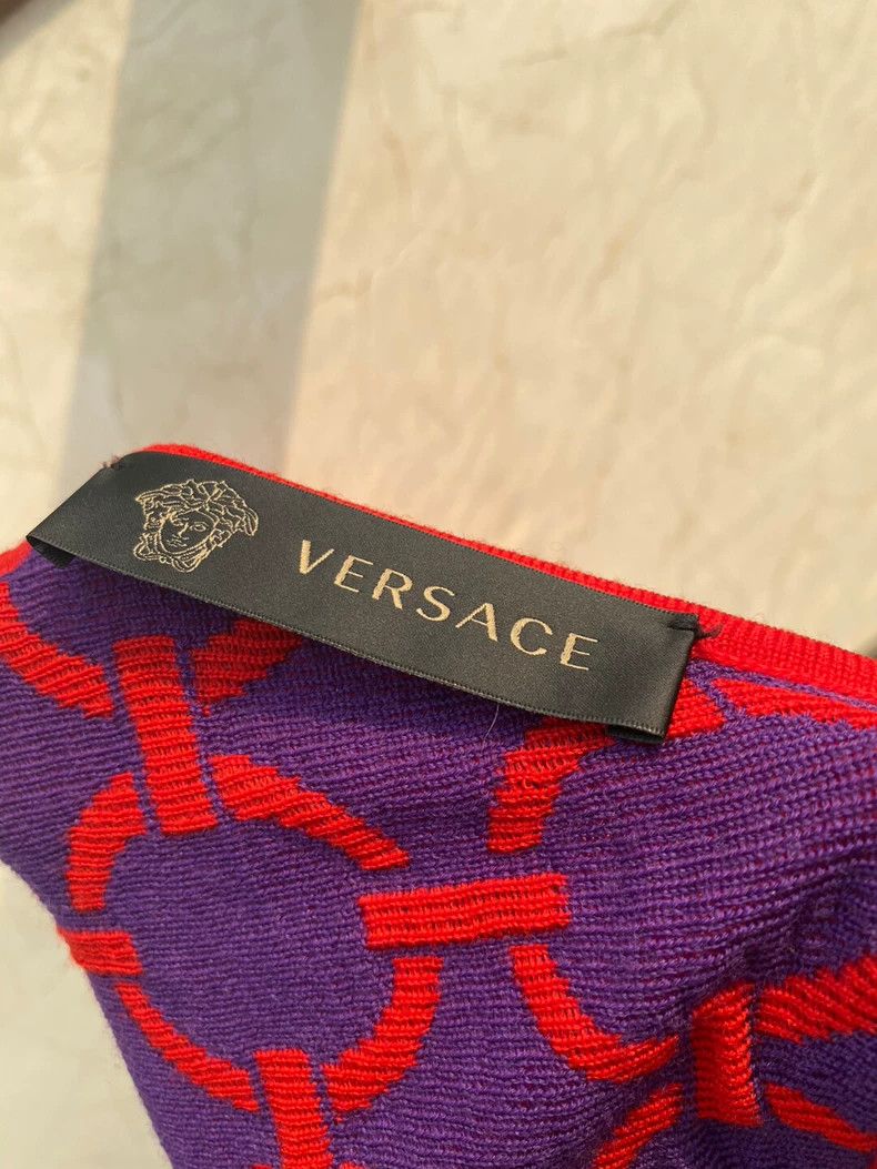 Versace Versace Sleeveless slim sweater Size S / US 4 / IT 40 - 4 Thumbnail