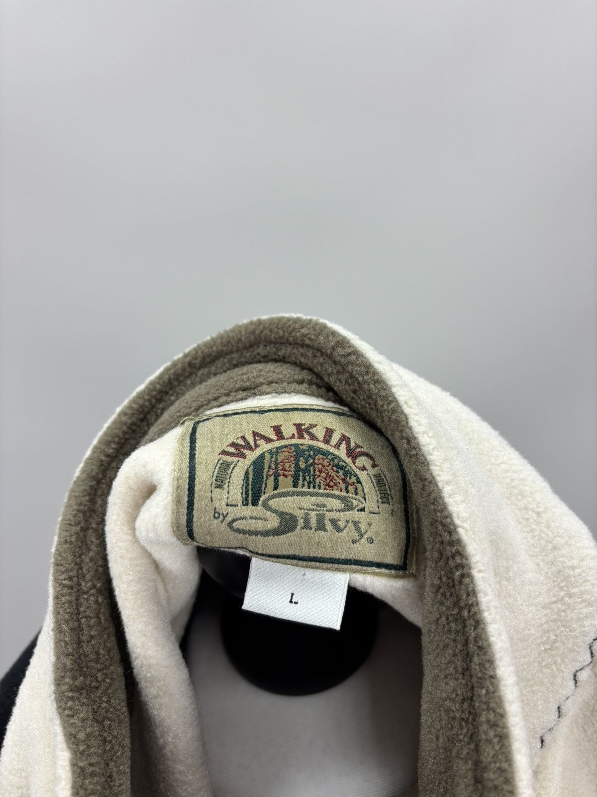 Other Mens vintage fleece jacket Walking Silvy Size L Size US L / EU 52-54 / 3 - 11 Thumbnail