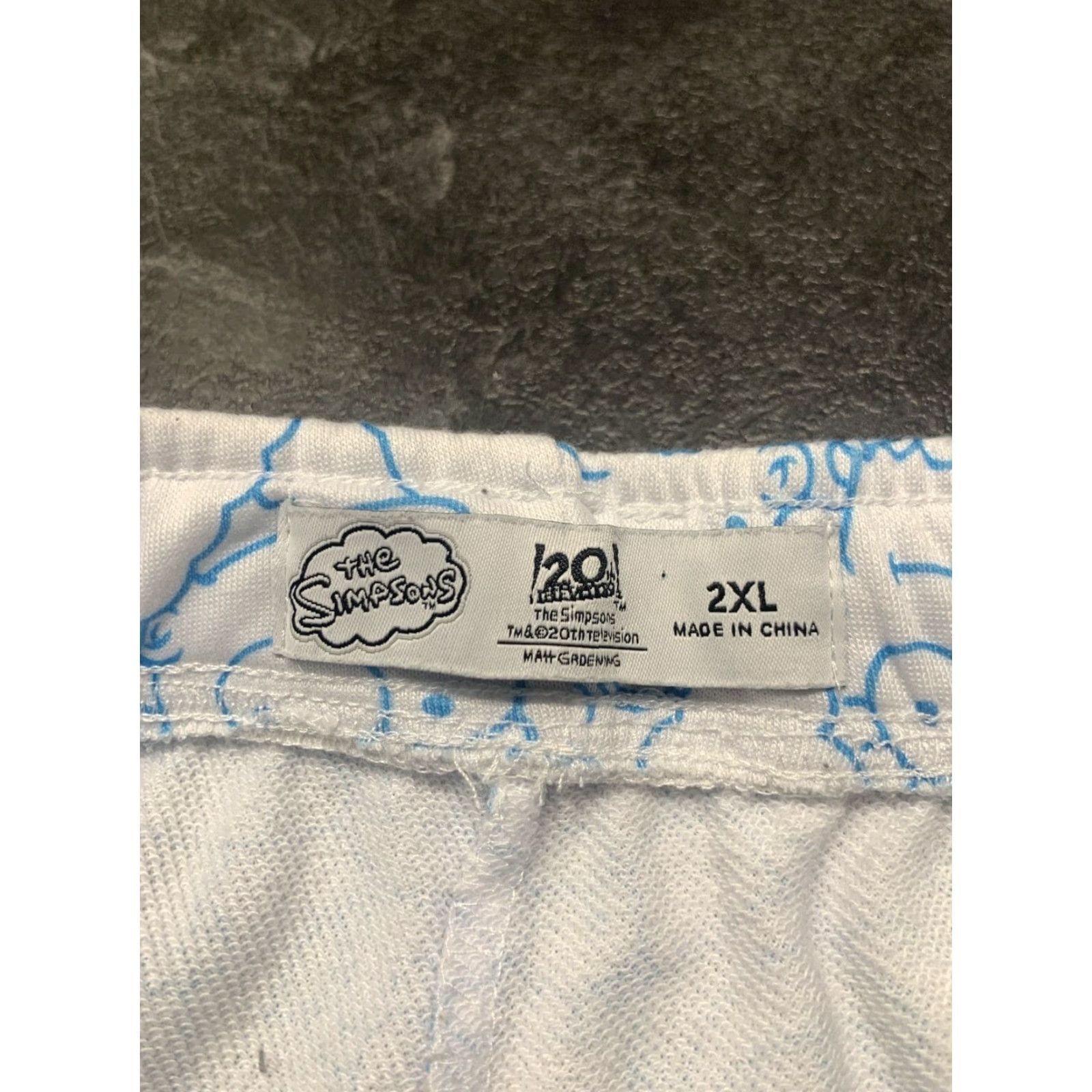 Vintage VINTAGE The Simpsons Sweat Shorts Men 2XL White Graphic 90s Size US 39 - 2 Thumbnail