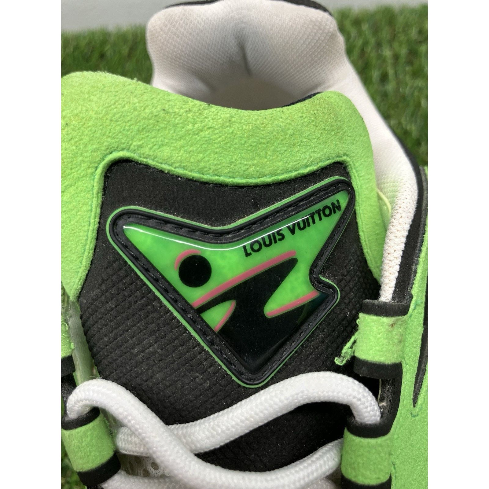 Louis Vuitton Louis Vuitton Tatic Runner ' Green ' | GREAT CONDITION! Size US 8.5 / EU 41-42 - 15 Thumbnail