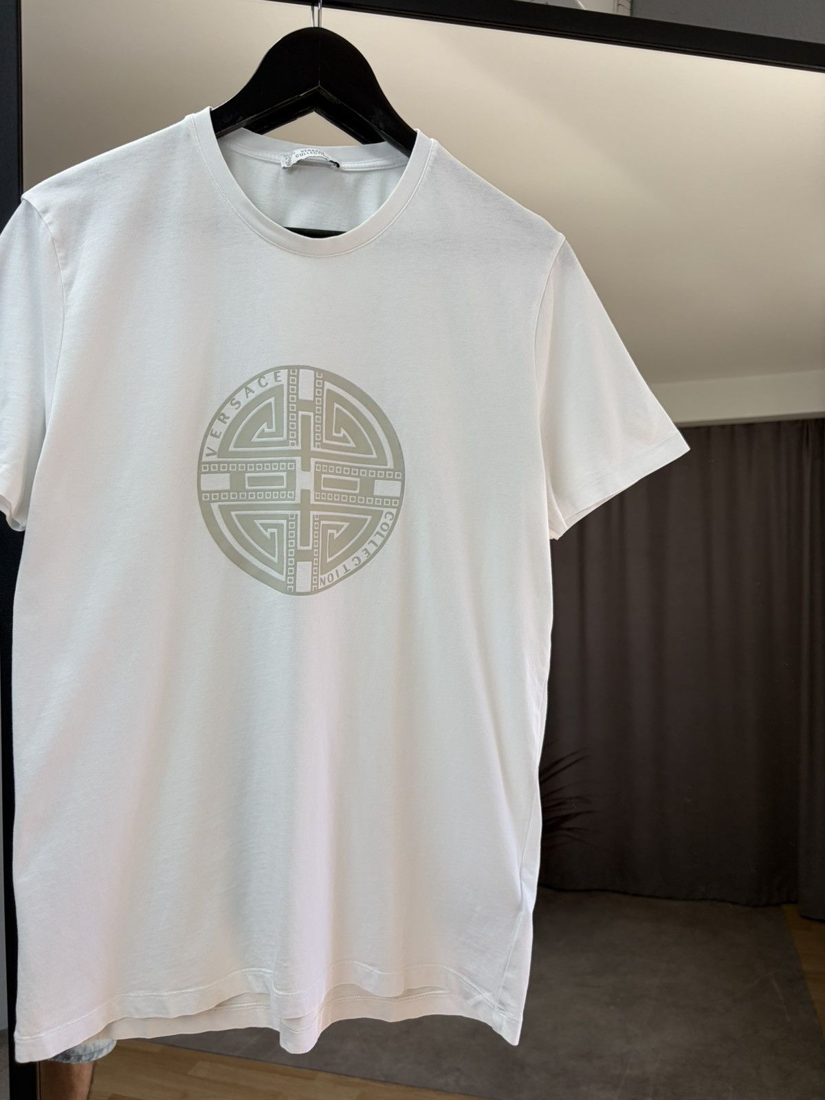Versace Versace Medusa Logo T-Shirt White Minimal Luxury Vintage Tee Size US M / EU 48-50 / 2 - 3 Thumbnail