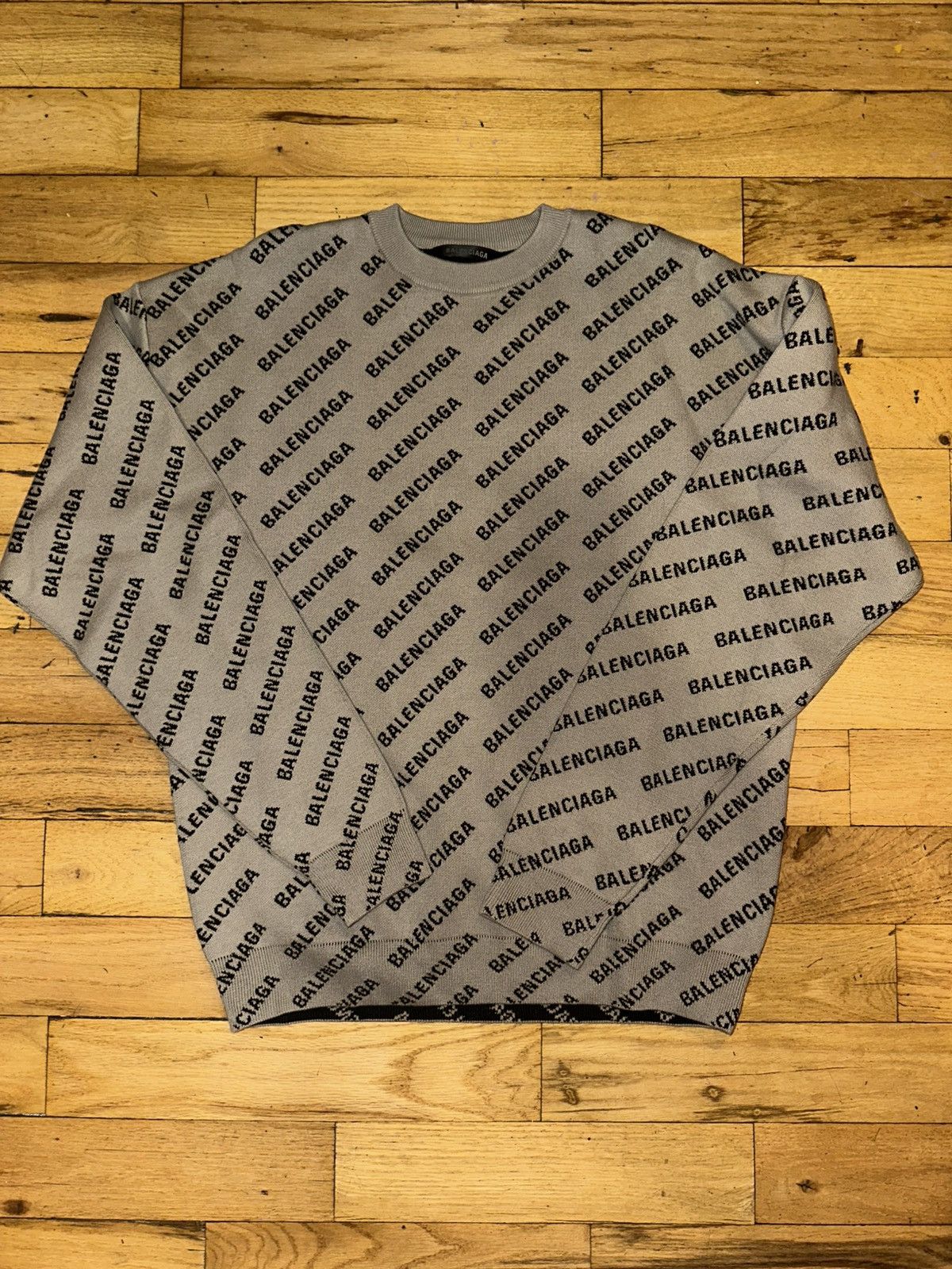 Balenciaga Balenciaga Crewneck Size US XS / EU 42 / 0 - 1 Thumbnail