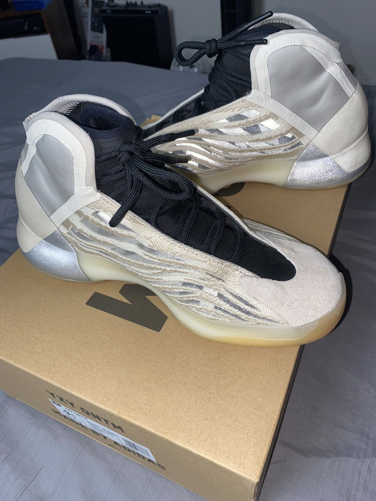 Adidas × Kanye West Yeezy QNTM “Mist Slate” Size US 9.5 / EU 42-43 - 5 Thumbnail