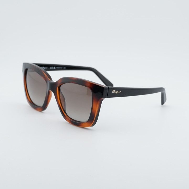 Salvatore Ferragamo Salvatore Ferragamo SF955S 214 Sunglasses Havana Square Fram Size ONE SIZE - 1 Thumbnail