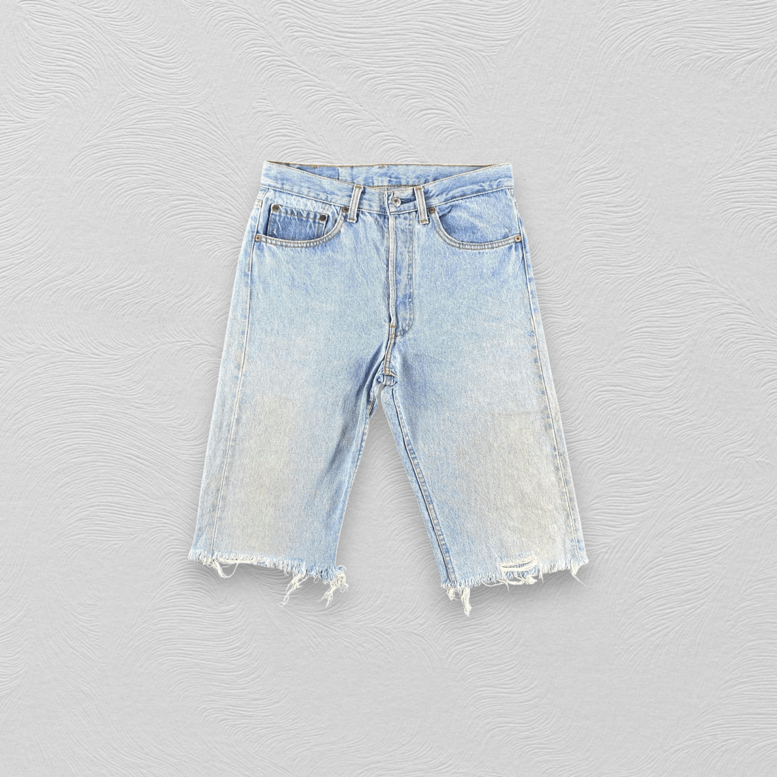 Levi's Vintage 90's Levis 501 Jeans Faded Blue Short Pants KJ3452 Size US 31 - 1 Thumbnail