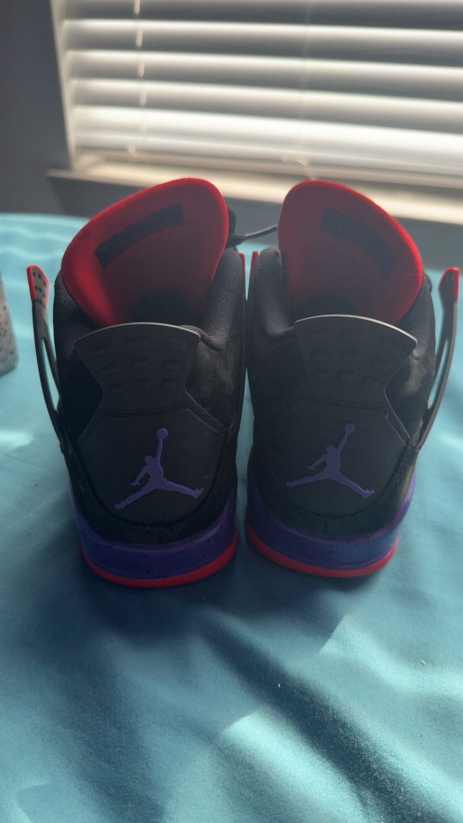 Jordan Brand Jordan 4 Retro Raptors Size US 9.5 / EU 42-43 - 4 Thumbnail