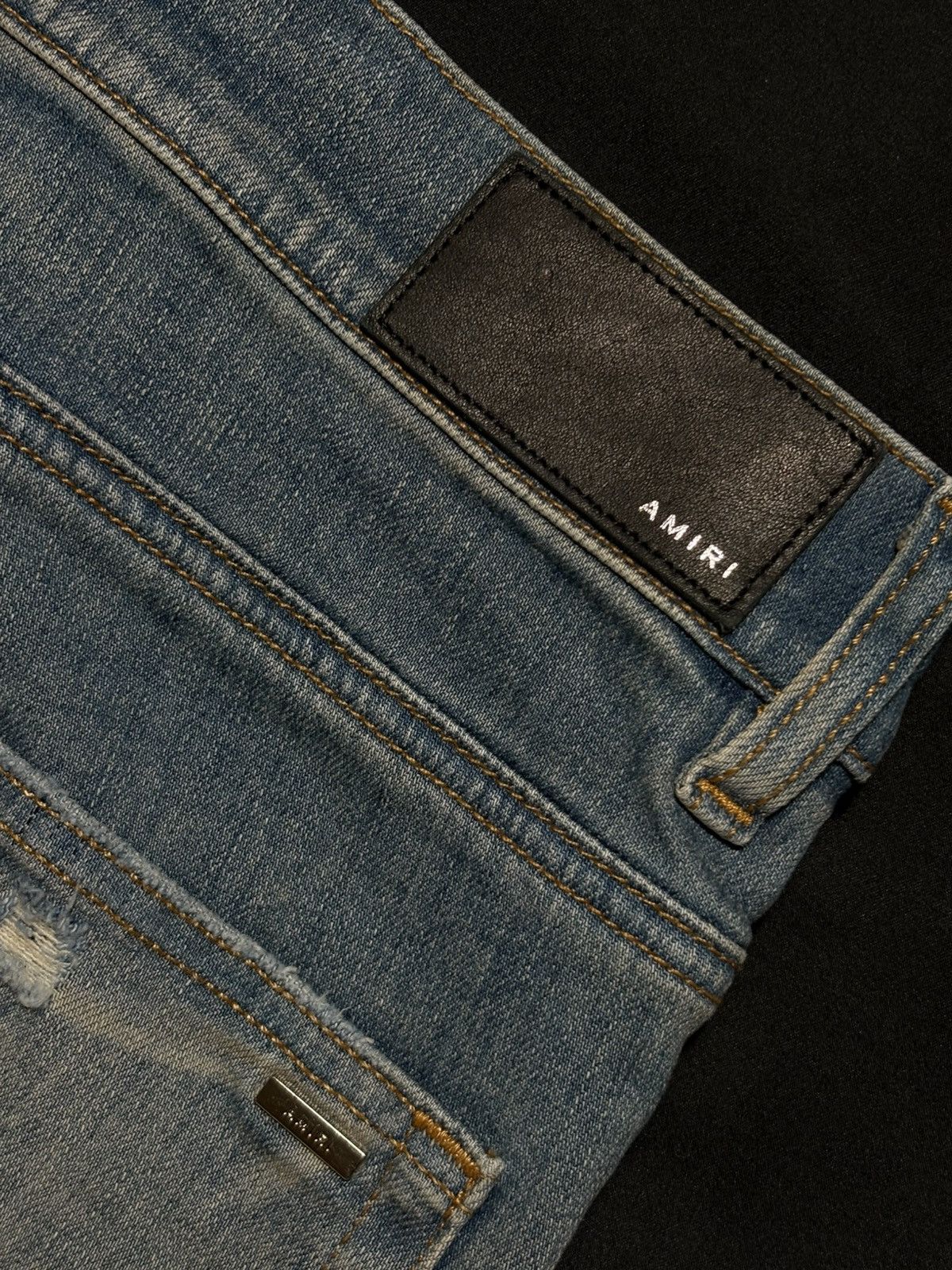 Amiri Amiri Red Plaid Side Logo Light Wash Blue Jeans - Size 31 Size US 31 - 4 Thumbnail