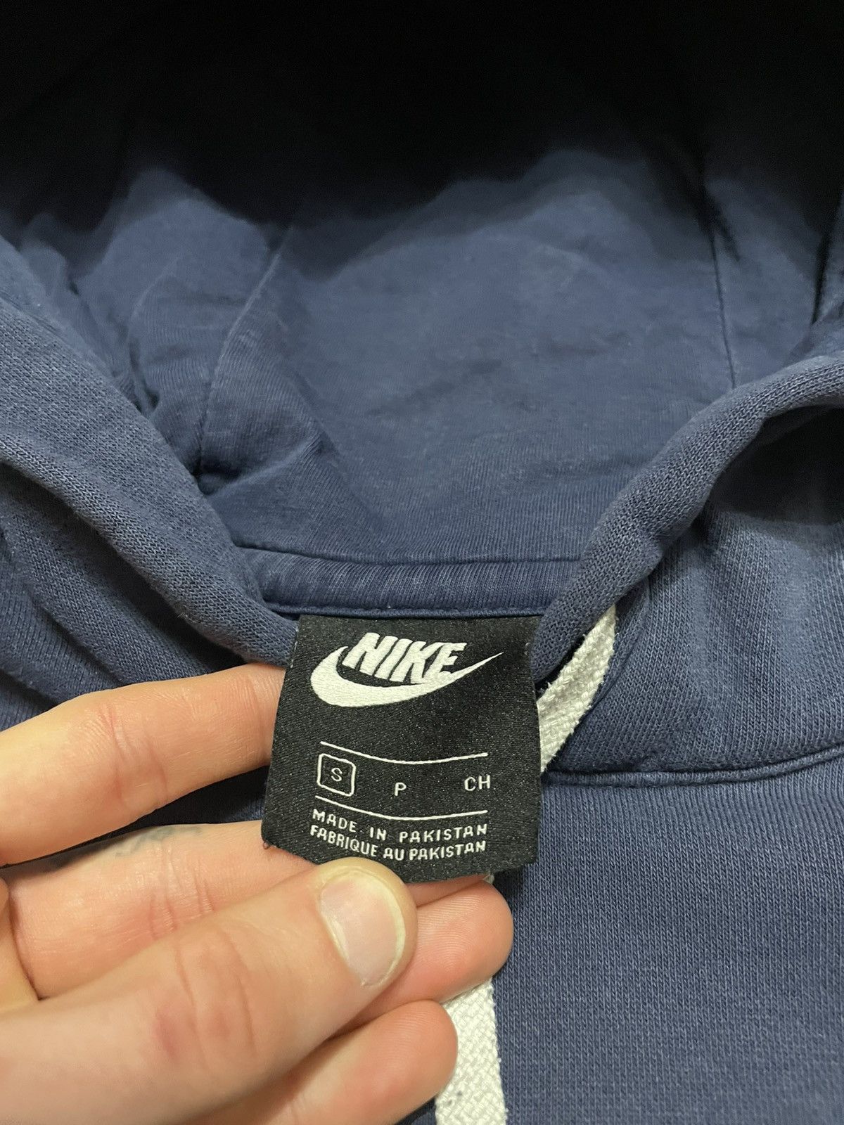 Nike × Vintage Vintage Nike Swoosh Logo Hoodie Pullover Y2K Size S Size US S / EU 44-46 / 1 - 11 Thumbnail