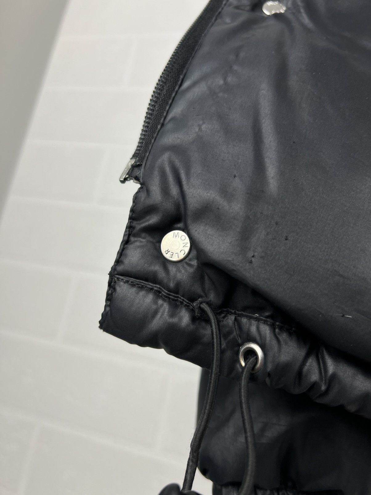 Moncler MONCLER Jacket Down Puffer Patch Logo Black Vintage Rare Men Size US S / EU 44-46 / 1 - 15 Thumbnail