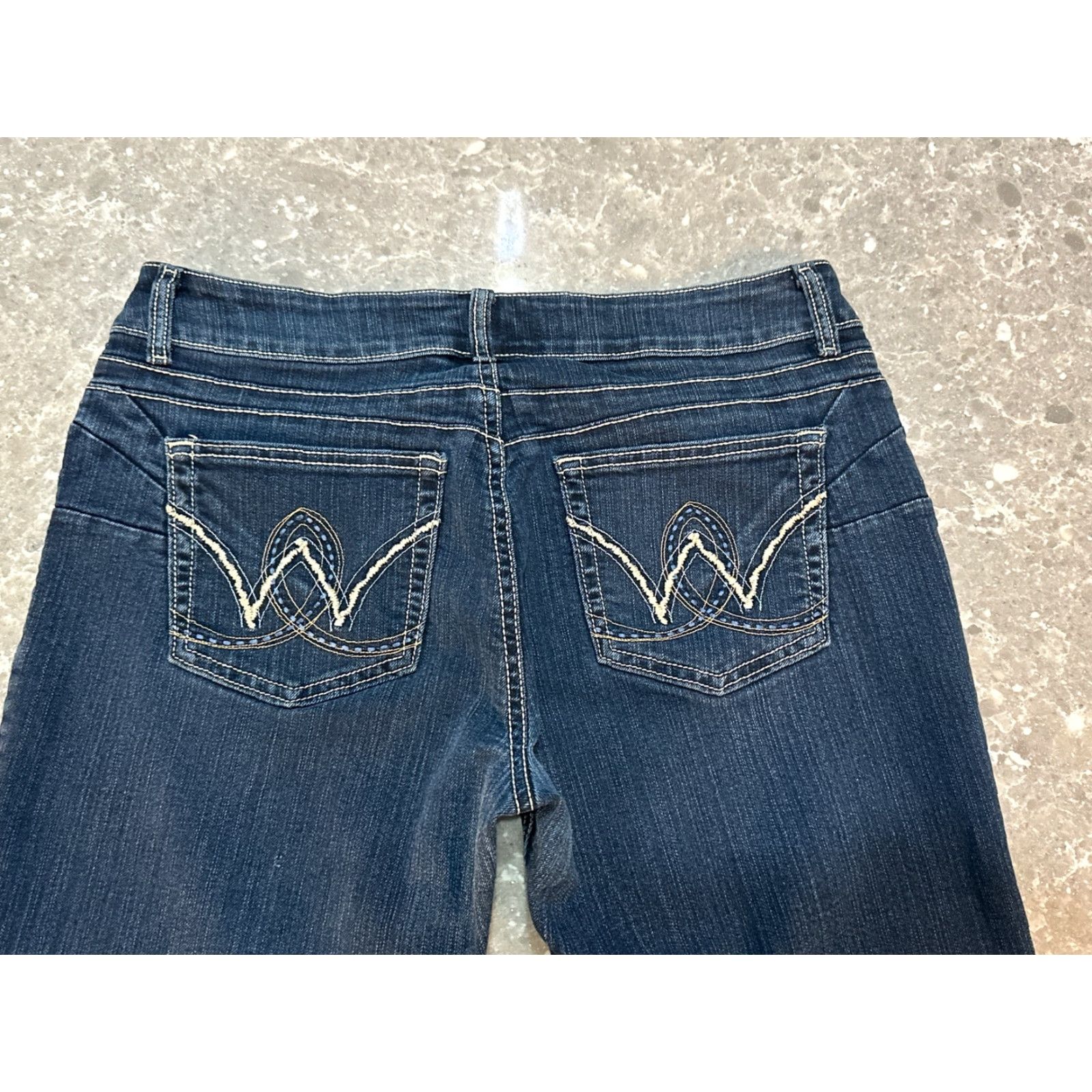 Wrangler VINTAGE Wrangler Jeans Bootcut Jeans Dark Wash 36x30.5 13/14x32 Women Mid Rise Stretch 5-Pocket Logo Cowgirl Western 80s 90s Size 34" / US 12 / IT 48 - 3 Thumbnail