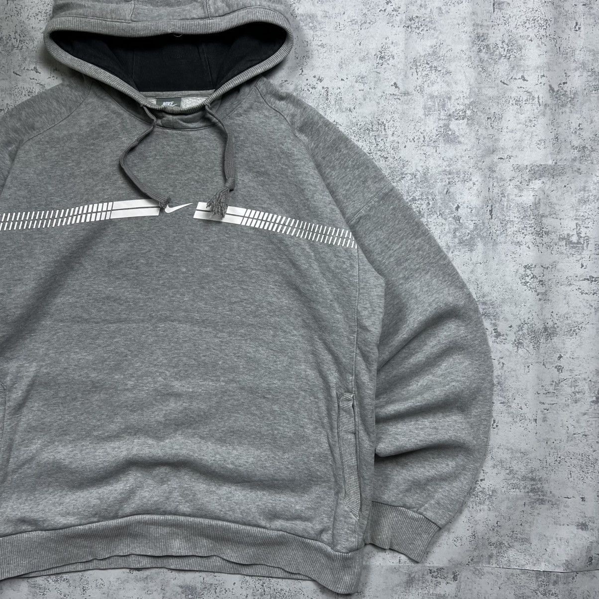 Nike 00s NIKE CENTRAL SWOOSH VINTAGE Y2K OVERSIZED HOODIE Size US M / EU 48-50 / 2 - 3 Thumbnail