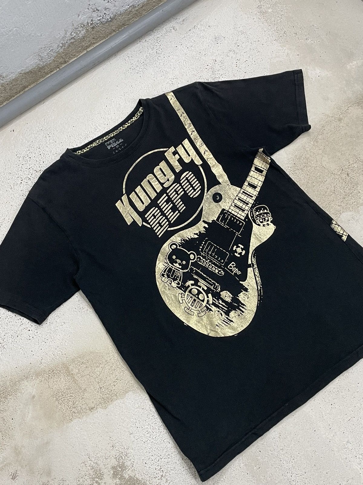 Japanese Brand One Piece Kungfu Bepo Guitarist Pirates of Heart Size US M / EU 48-50 / 2 - 3 Thumbnail