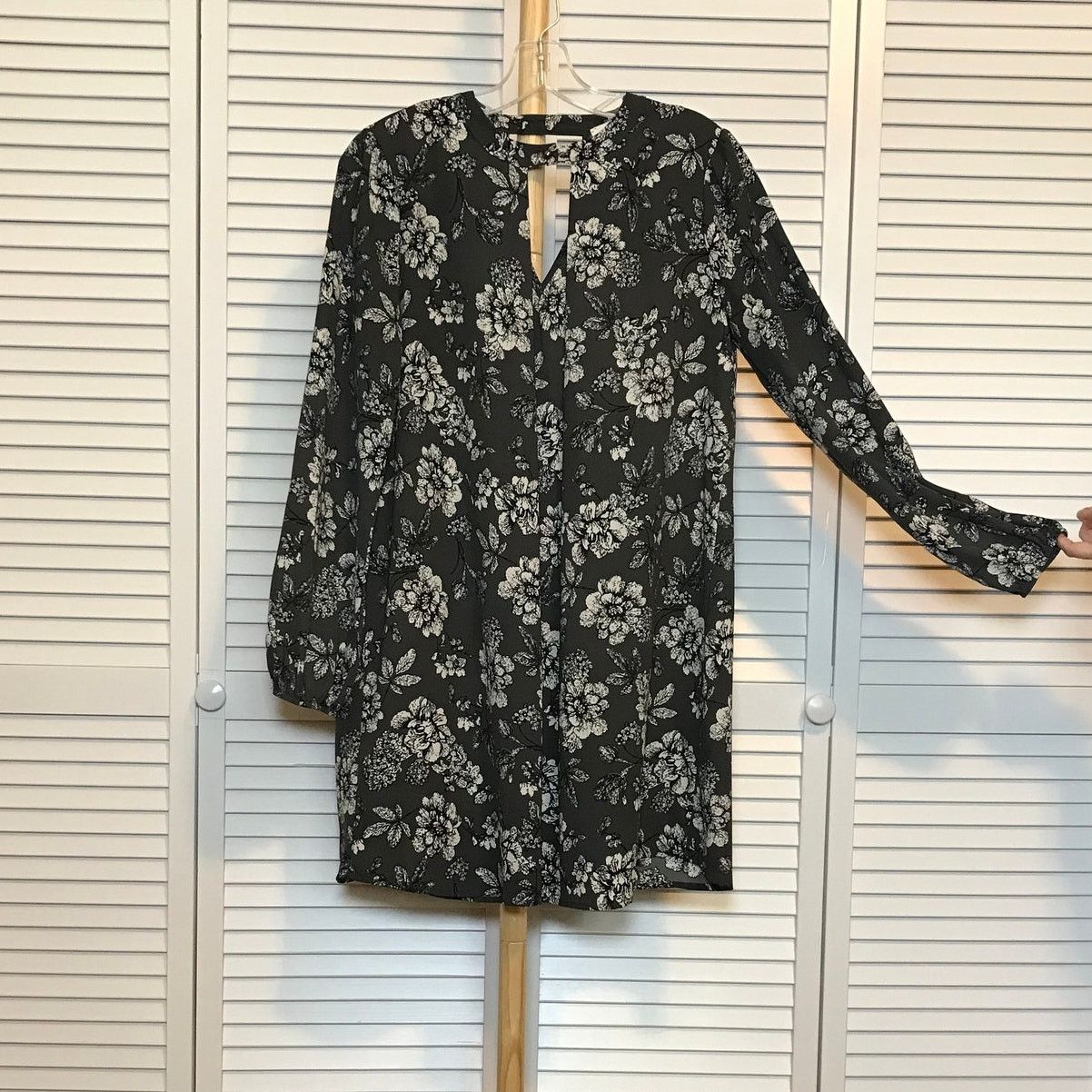 Other Peach Love Floral Long Sleeve Pleated Shift Midi Dress S Size S / US 4 / IT 40 - 2 Thumbnail