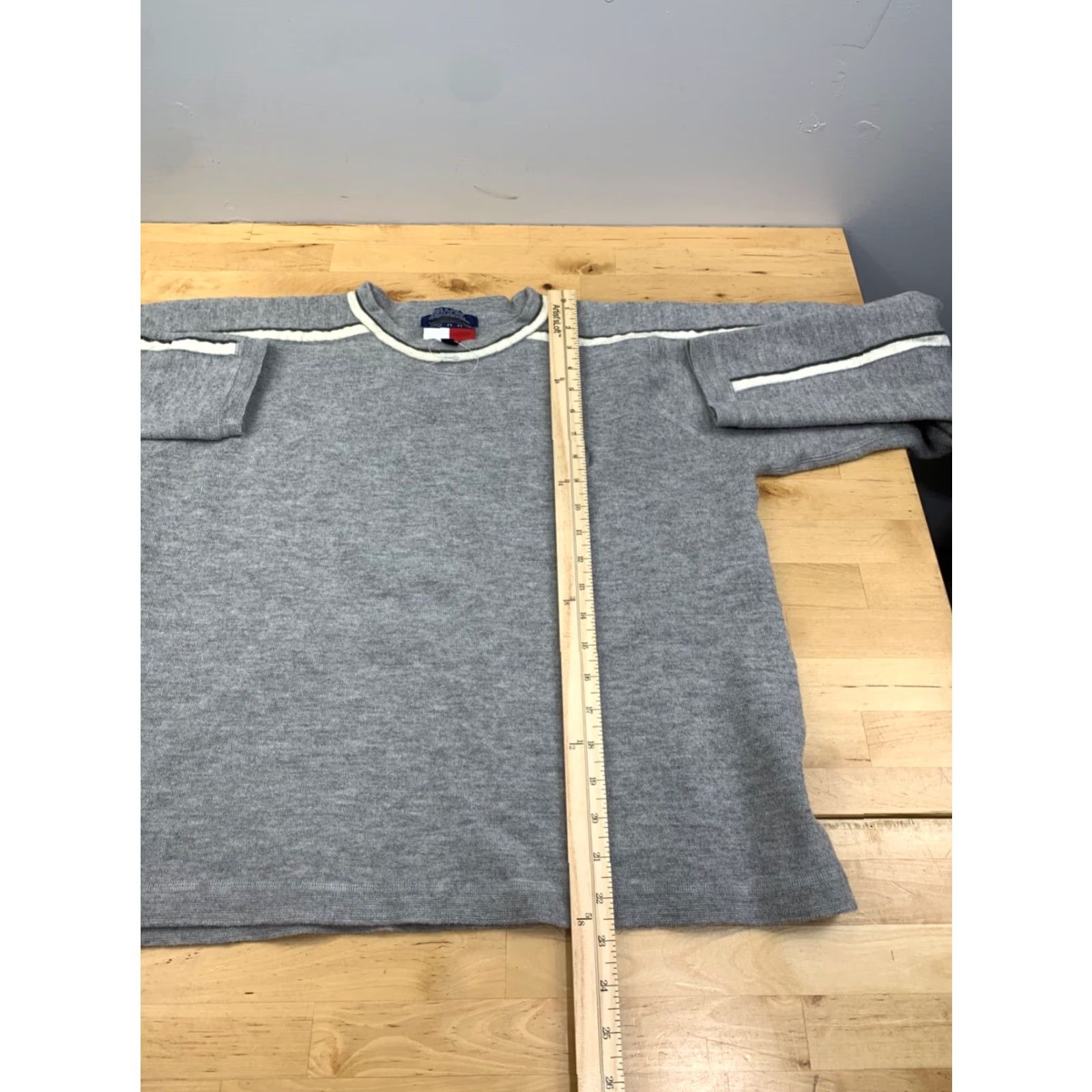 Tommy Hilfiger Tommy Hilfiger Sweater Womens 2XL Gray Wool Blend Crew Neck Size XXL / US 16-18 / IT 52-54 - 2 Thumbnail