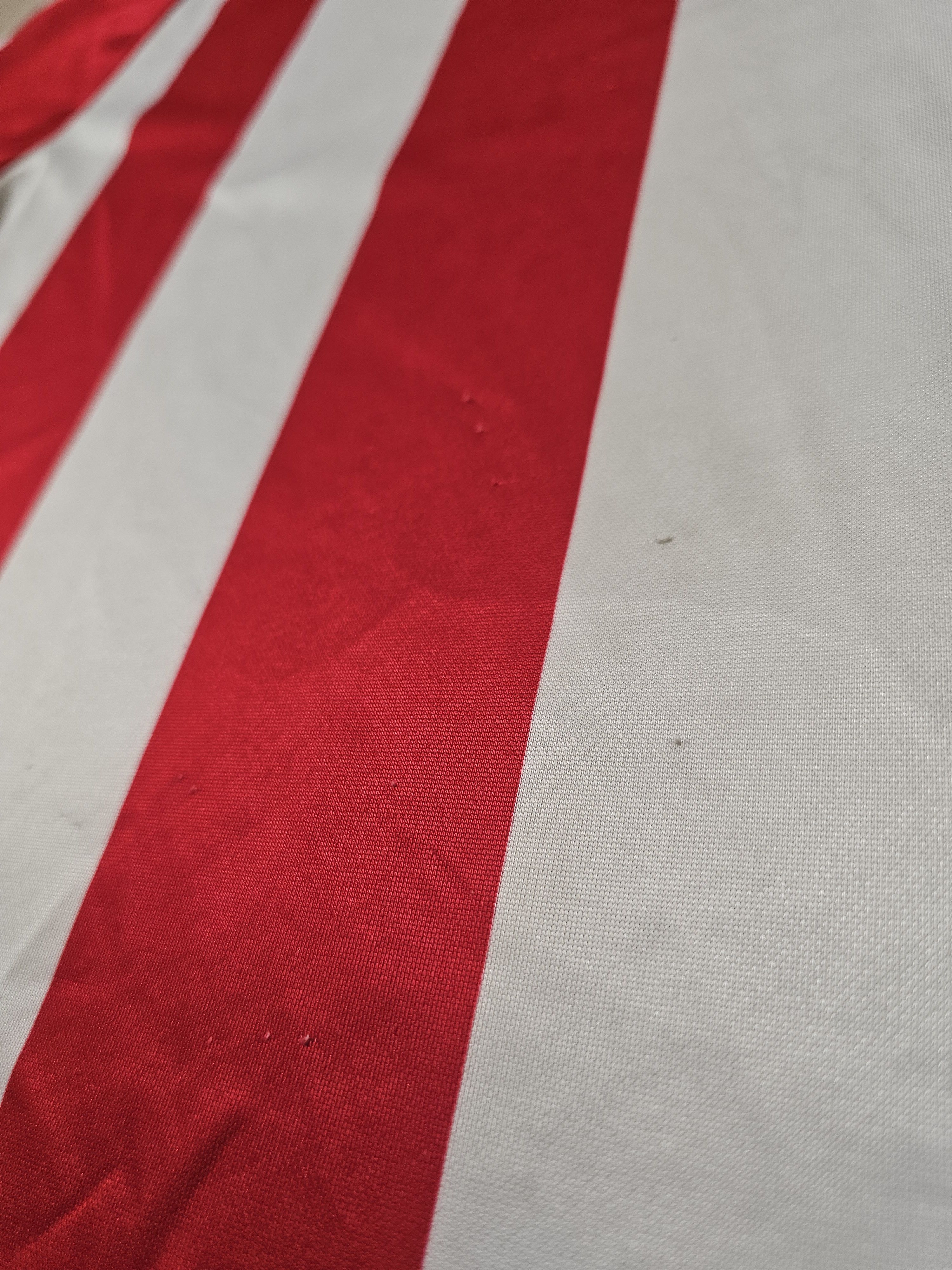 Adidas CRVENA ZVEZDA 2003 2004 HOME FOOTBALL RED STAR SOCCER JERSEY Size US M / EU 48-50 / 2 - 7 Thumbnail