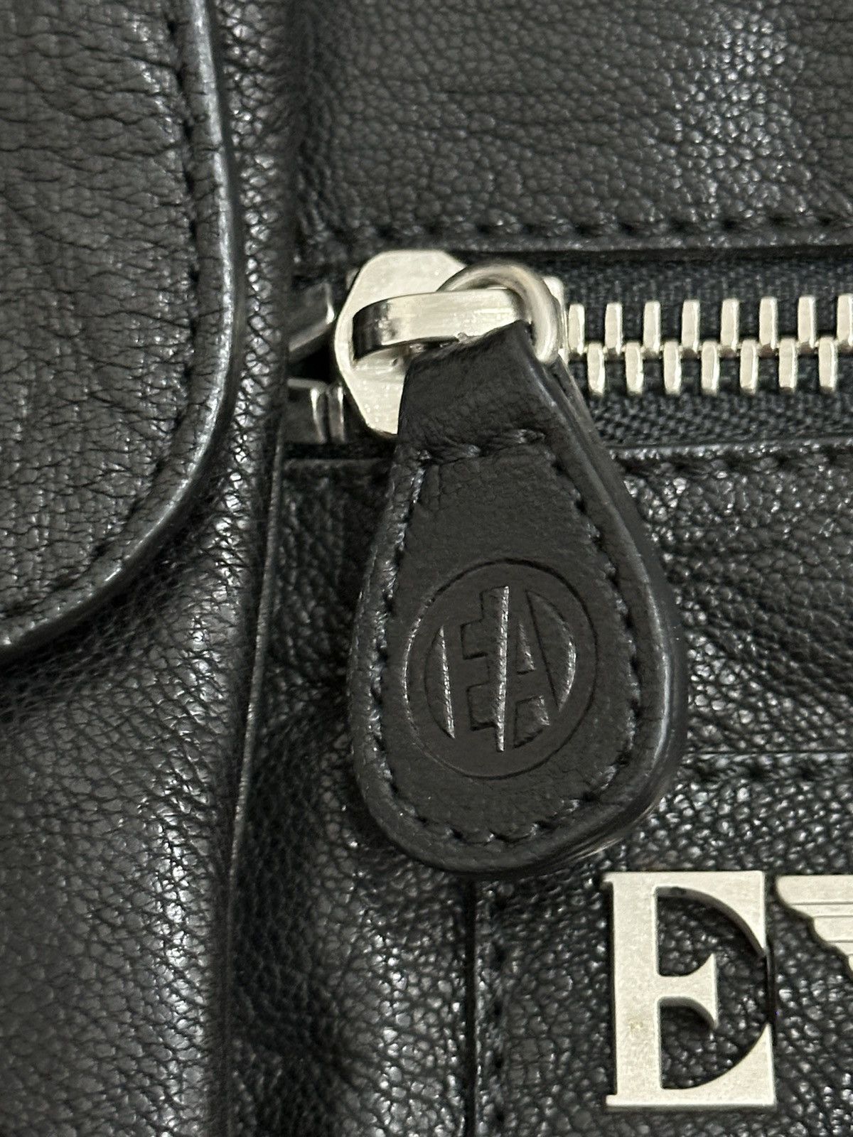 Emporio Armani 1990 Emporio Armani True Leather Side / Shoulder bag Size ONE SIZE - 7 Thumbnail