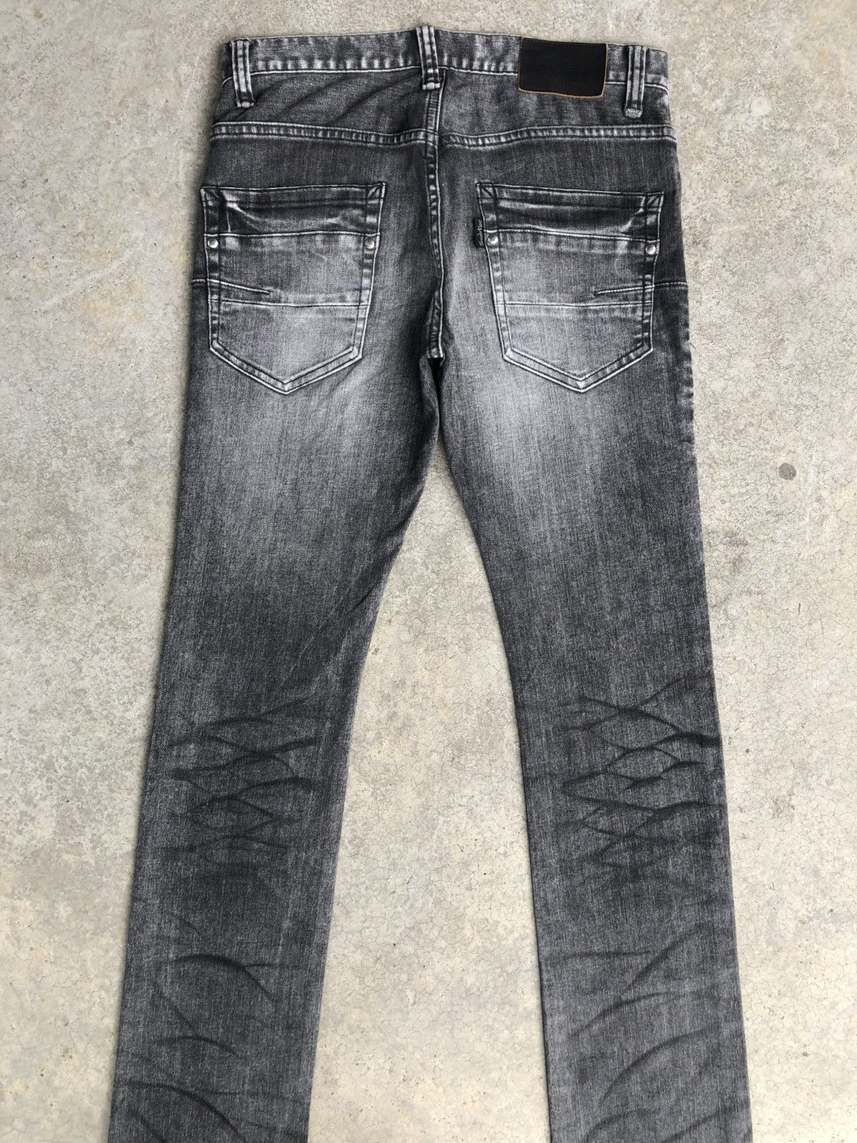 If Six Was Nine Tornado Mart Flared Jeans Distressed Jeans Size US 29 - 8 Thumbnail