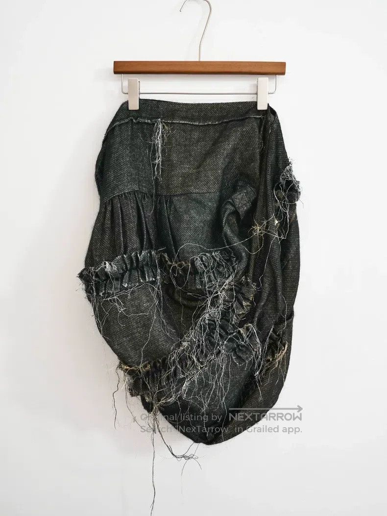 Comme des Garcons Comme Des Garcons size XS Asymmetric Gold Thread Skirt Size 23" - 1 Thumbnail