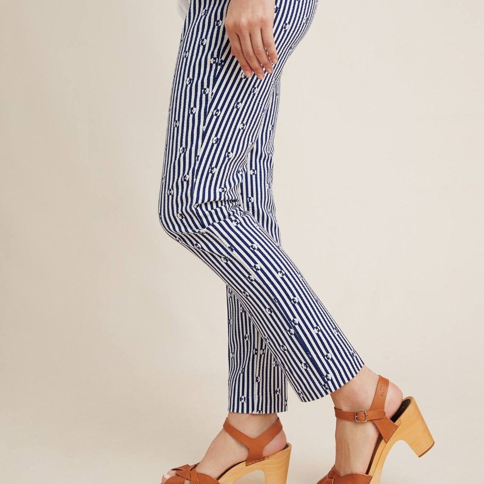 Anthropologie Anthropologie Blue & White Slim Trousers with Embroidery Size 27" / US 4 / IT 40 - 9 Thumbnail