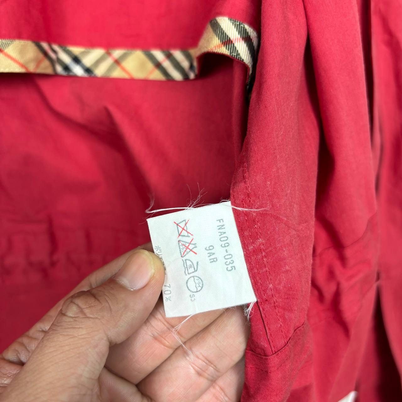 Burberry Vintage Burberrys Red Hooded Parka Jacket 90s Archive Japan Size US L / EU 52-54 / 3 - 10 Thumbnail