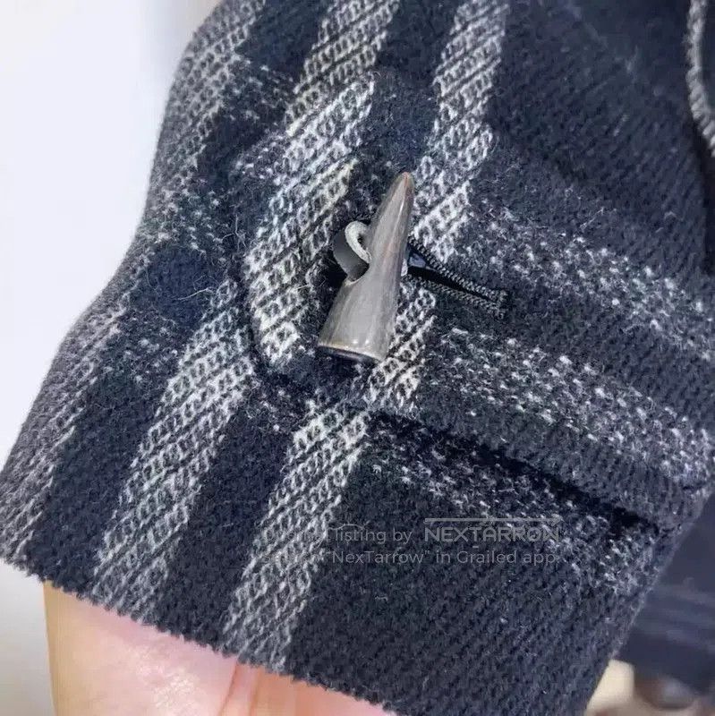 Burberry Burberry Women's Merino Wool Navy Coat. Size M / US 6-8 / IT 42-44 - 5 Thumbnail