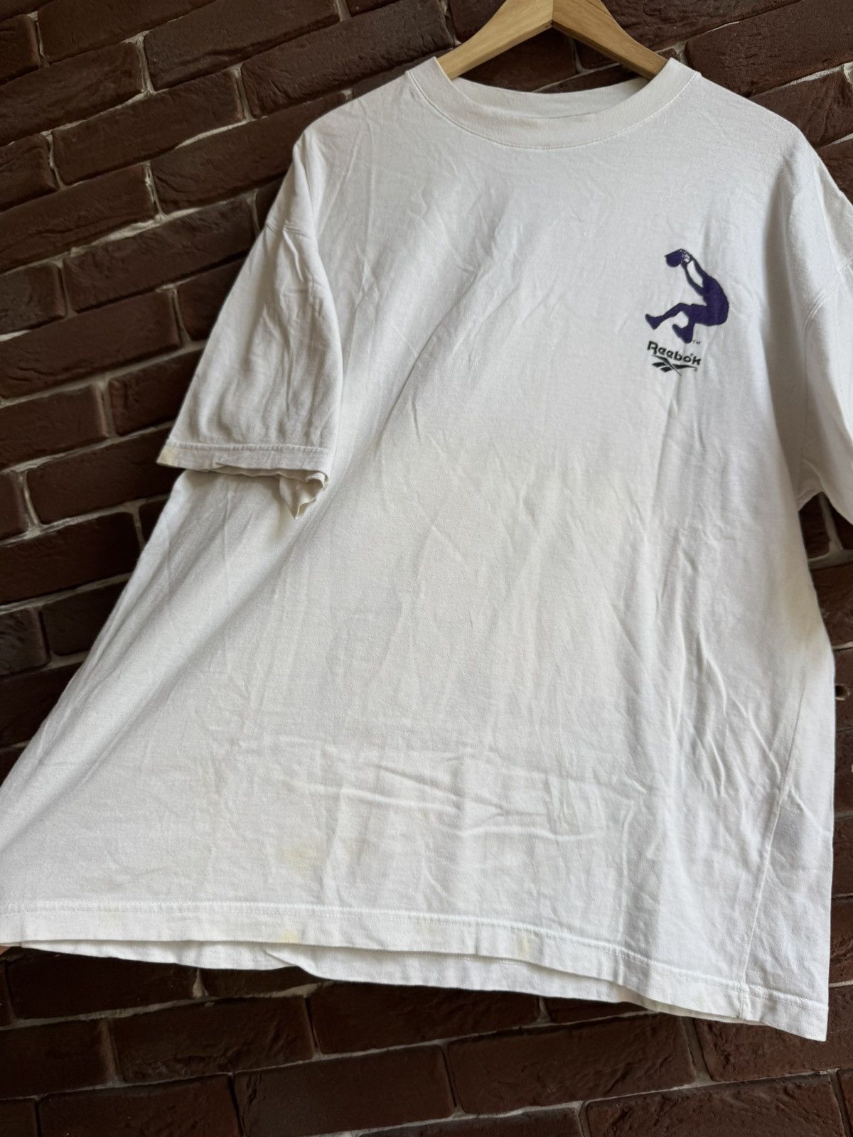 Vintage Vintage 90s Reebok SHAQ Magic player t-shirt rare hype Size US L / EU 52-54 / 3 - 13 Thumbnail