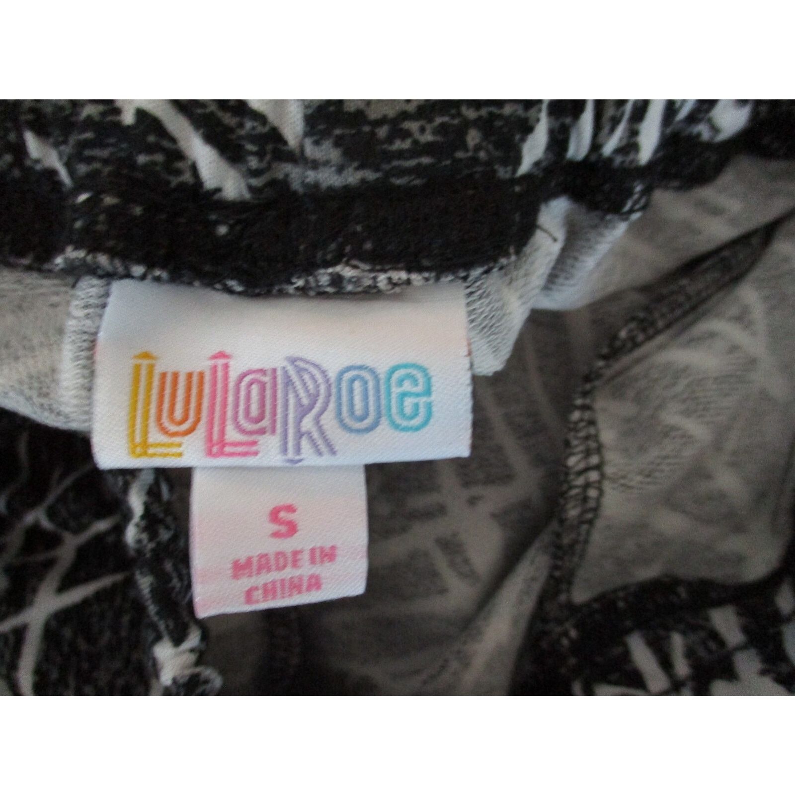 Other LuLaRoe Jax Small NWOT Black Gray White Joggers Sweatpants Size 28" / US 6 / IT 42 - 4 Thumbnail