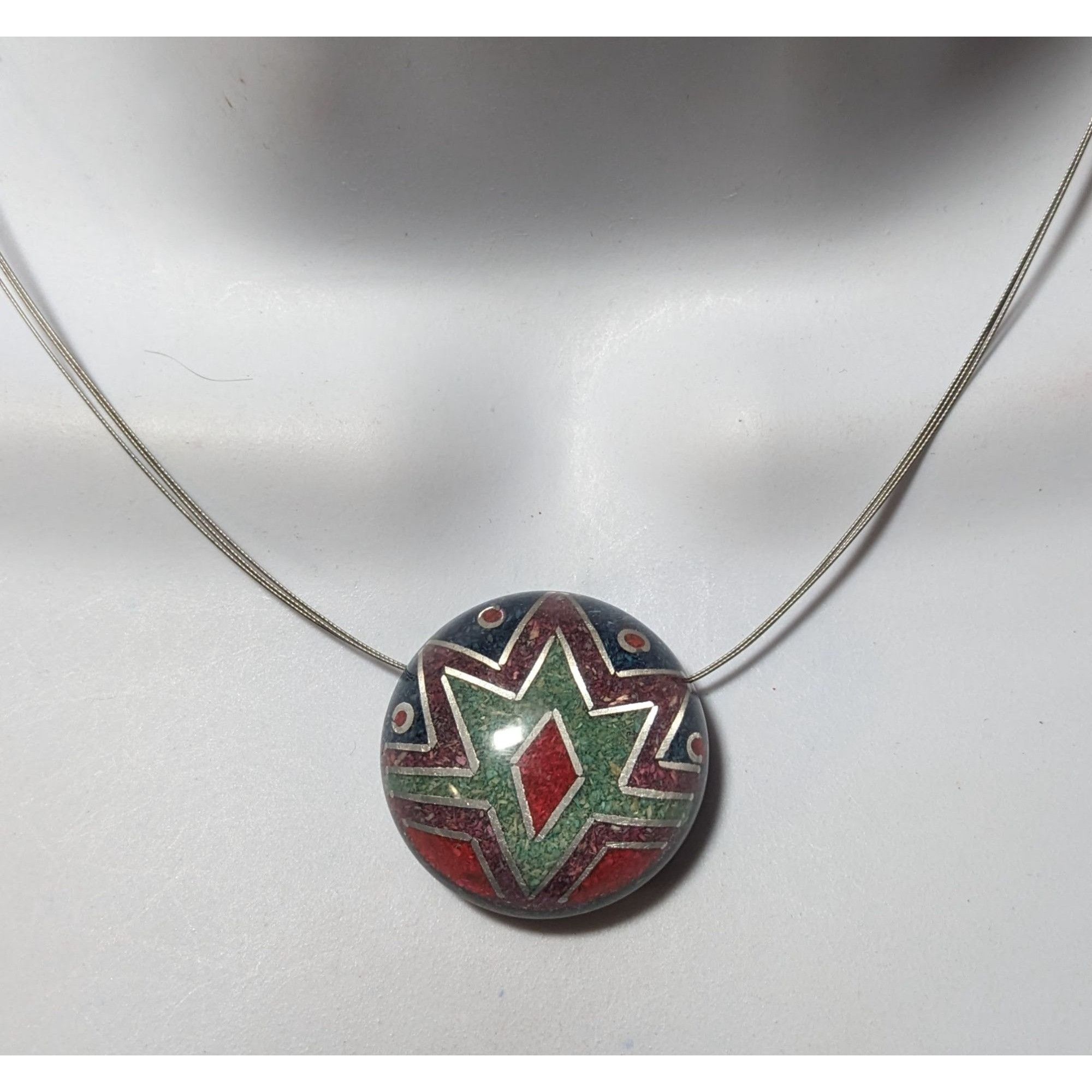 Other Vintage Crushed Stone Southwestern Sunburst Pendant Necklace Size ONE SIZE - 6 Thumbnail