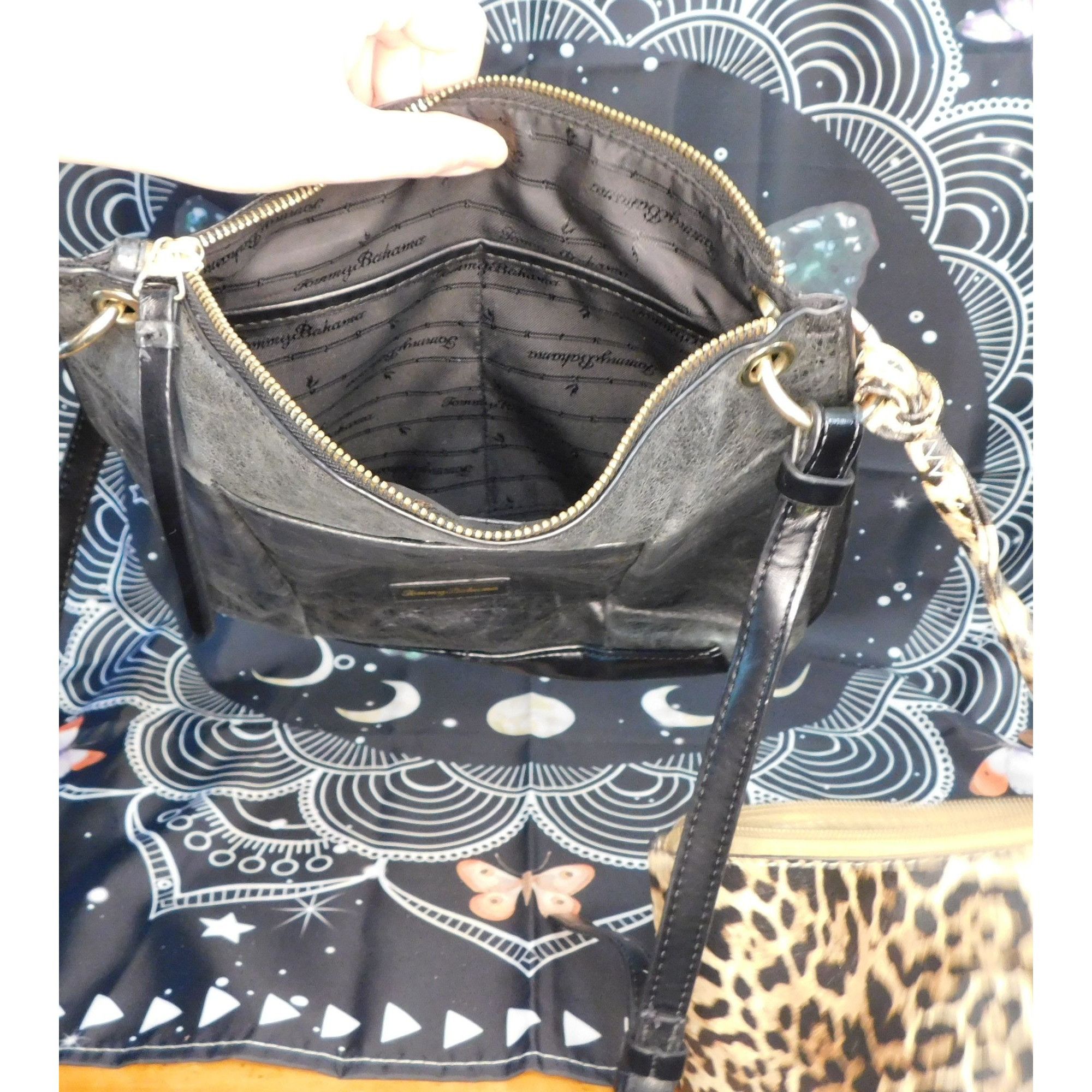 Tommy Bahama Tommy Bahama Ipis Leather Zip Crossbody Bag Size ONE SIZE - 4 Thumbnail