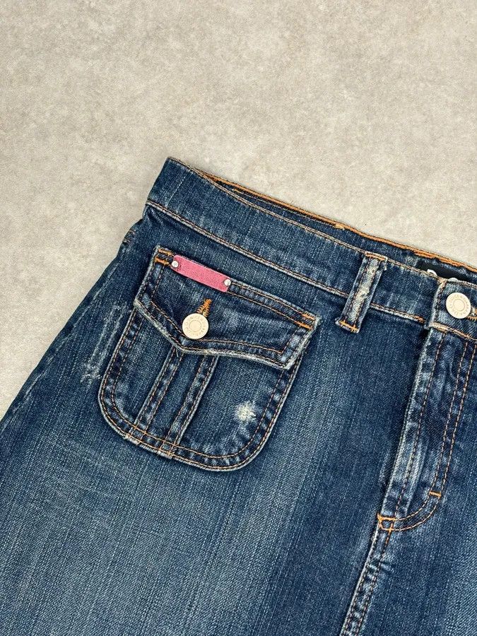 Dolce & Gabbana SS2006 Dolce & Gabbana Navy Denim Multi-Pocket Skirt Size 27" / US 4 / IT 40 - 9 Thumbnail